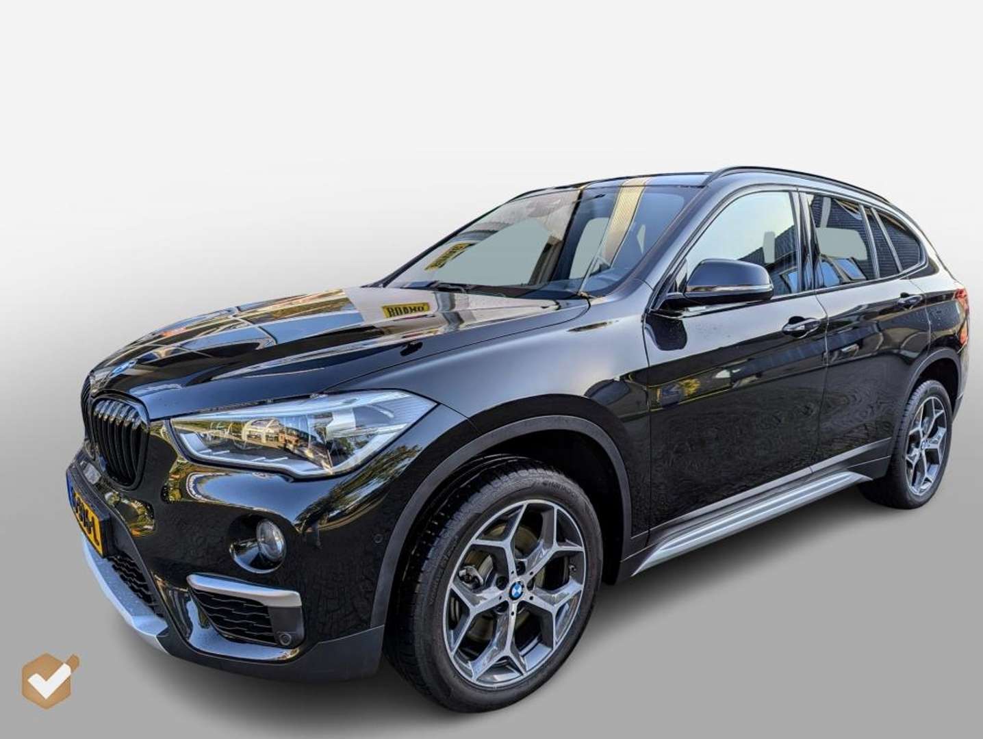 BMW X1 Orange Edition 2.0i - 2018 - Joinsteer
