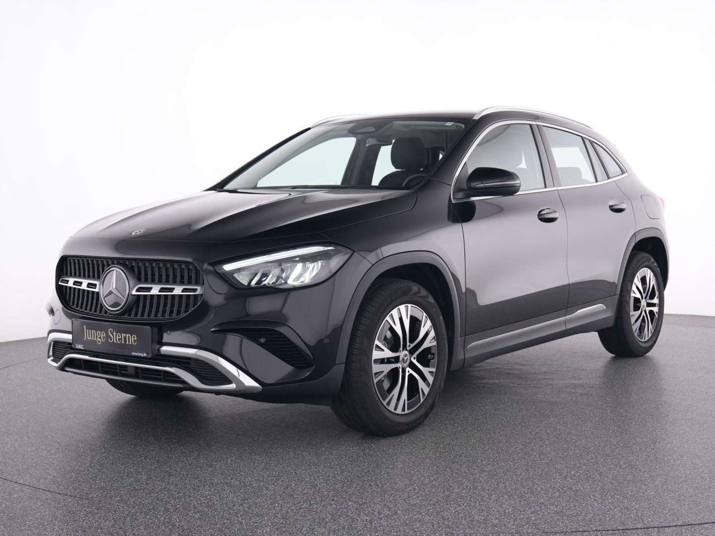 Mercedes GLA Progressive 180 - 2024 - Joinsteer