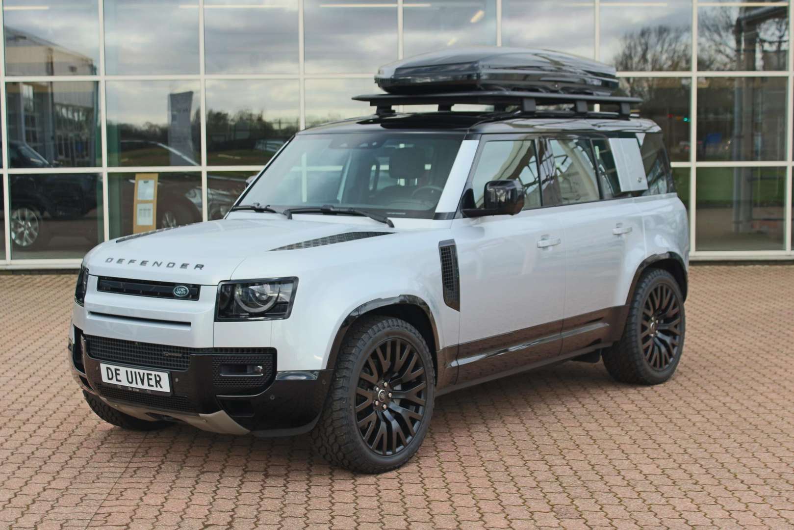 Land Rover Defender X-Dynamic P400 - 2022 - Joinsteer