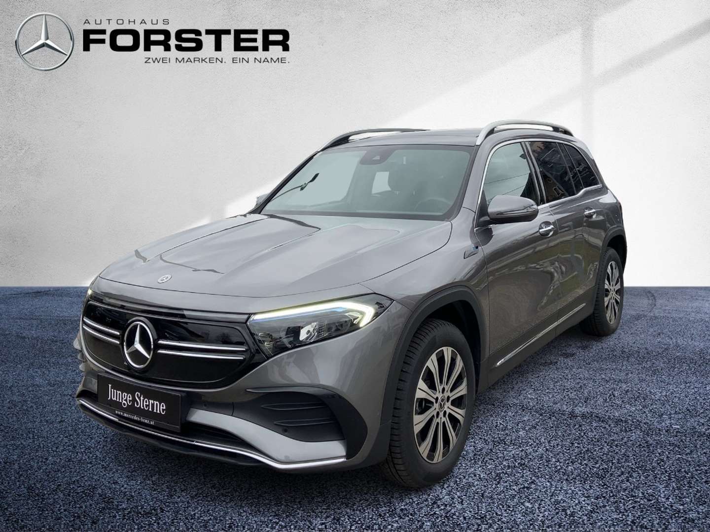 Mercedes EQB AMG Line 300 4MATIC - 2022 - Joinsteer - #1