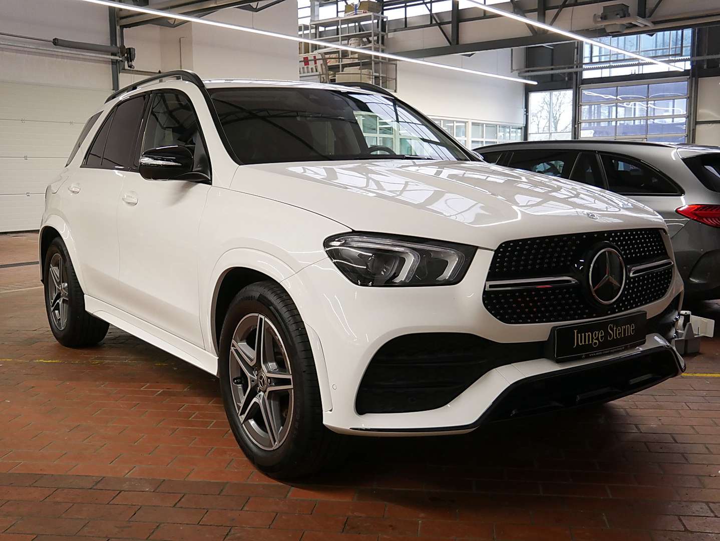 Mercedes GLE 300d AMG Premium - 2023 - Joinsteer