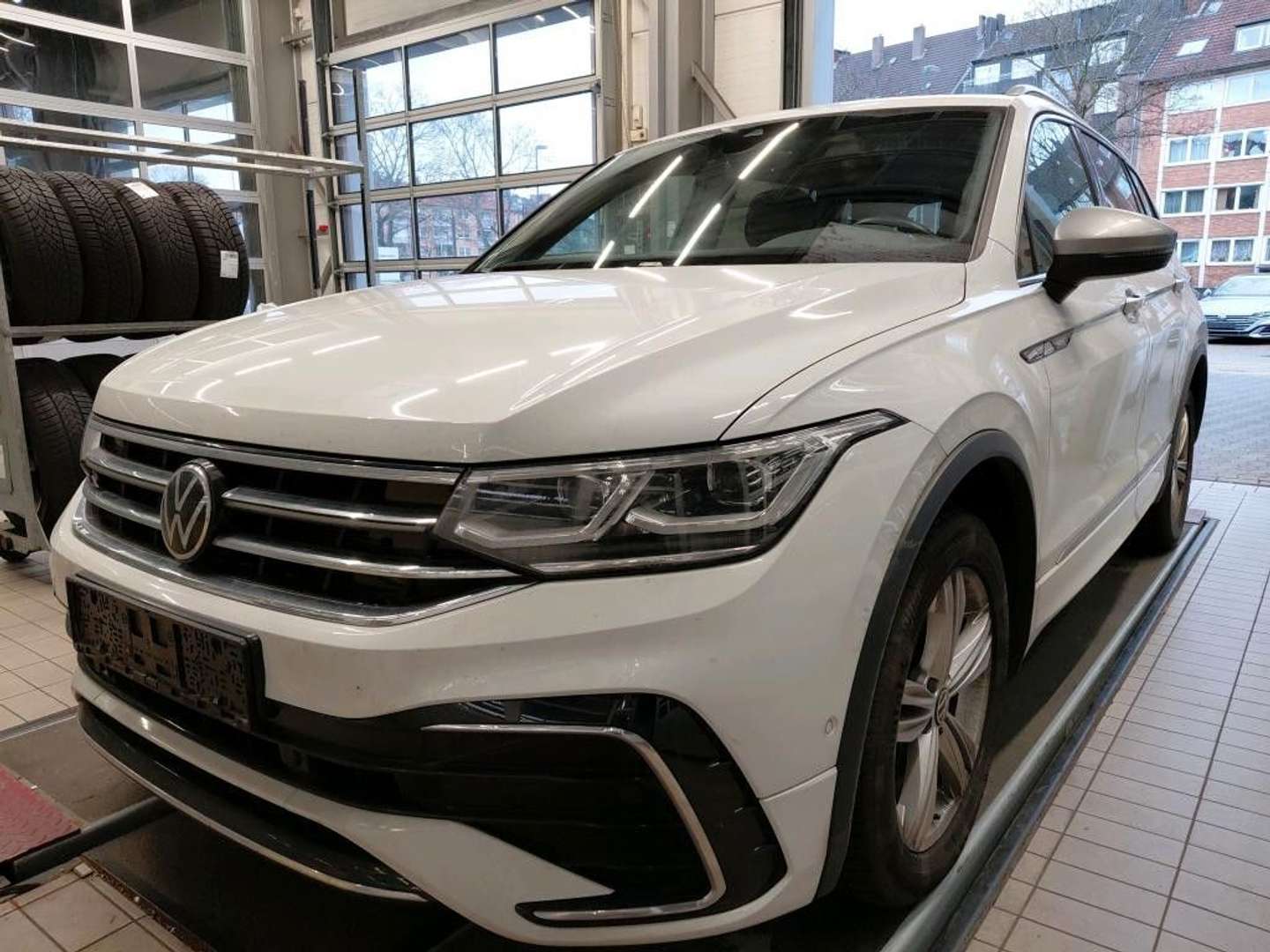 Volkswagen TIGUAN 4Motion R-Line - 2023 - Joinsteer - #2