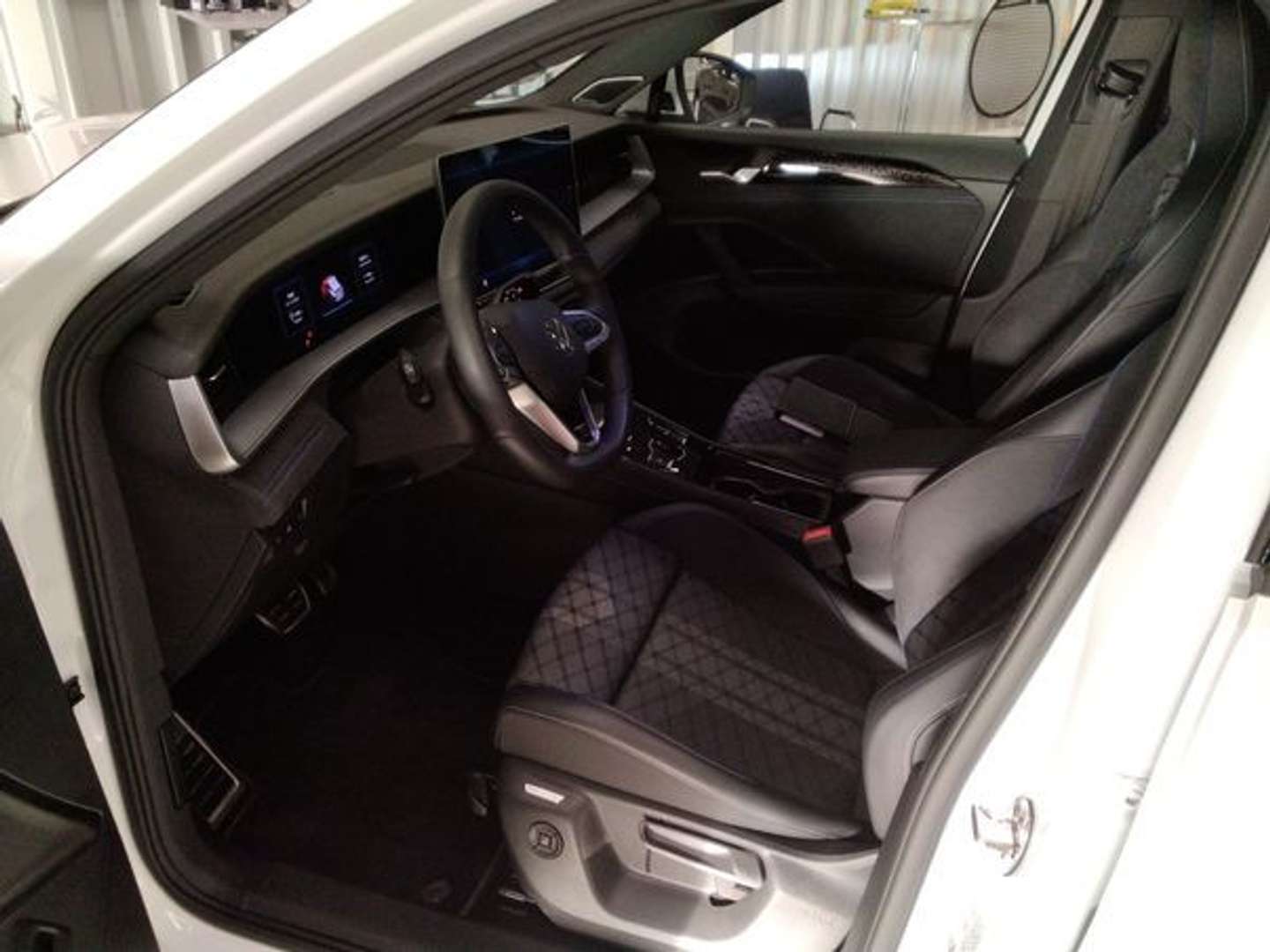 Volkswagen Tayron 4Motion R-Line - 2025 - Joinsteer - #3