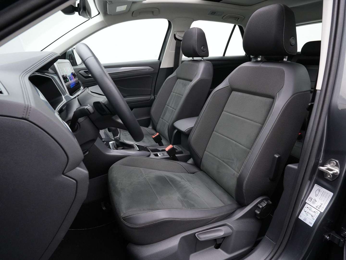 Volkswagen T-Roc TSI Style - 2023 - Joinsteer - #3