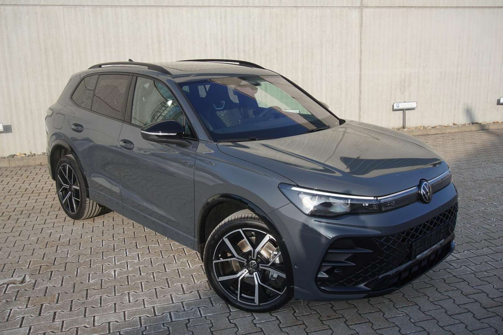 Volkswagen TIGUAN TDI 4Motion R-Line - 2025 - Joinsteer - #9