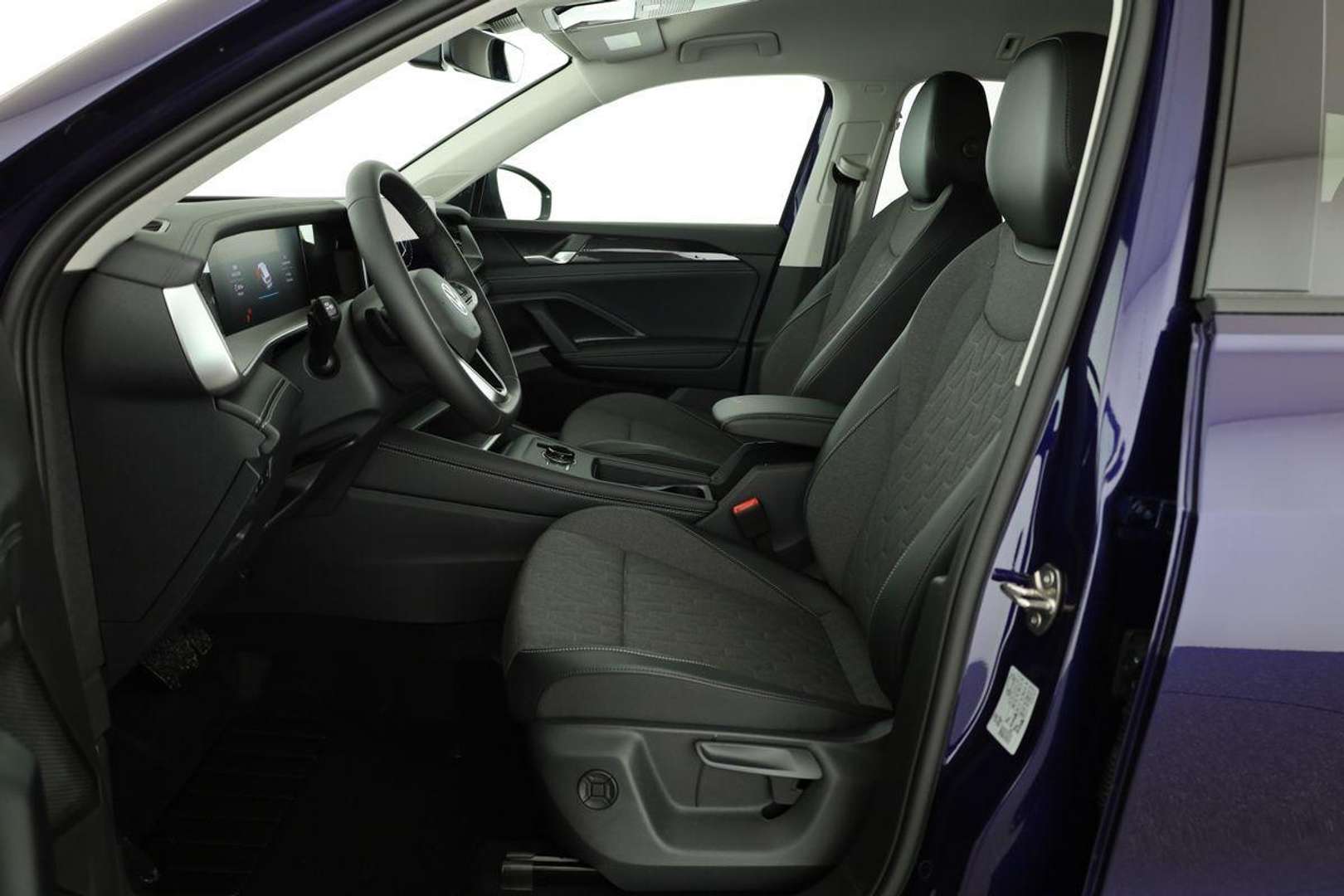 Volkswagen T-CROSS EHybrid Life - 2025 - Joinsteer - #9