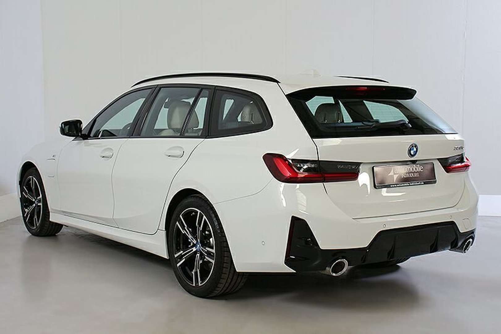 BMW 330e M Sport - 2024 - Joinsteer - #3