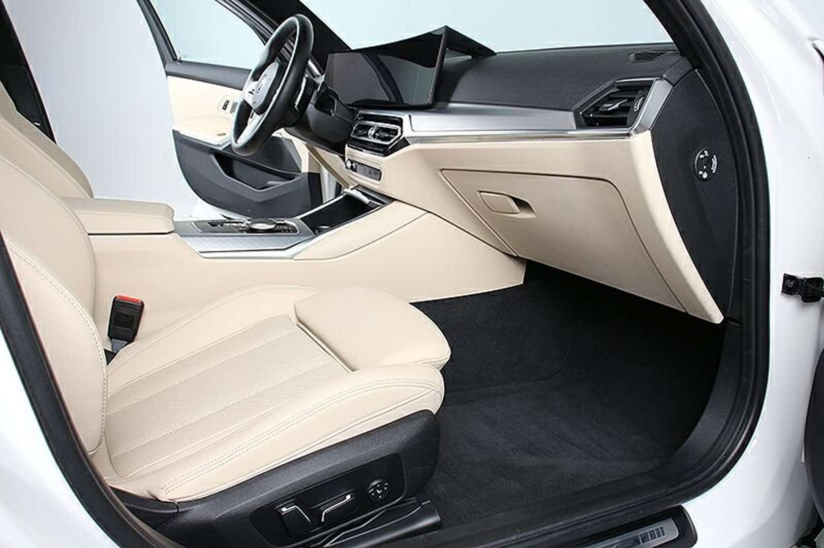 BMW 330e M Sport - 2024 - Joinsteer - #5