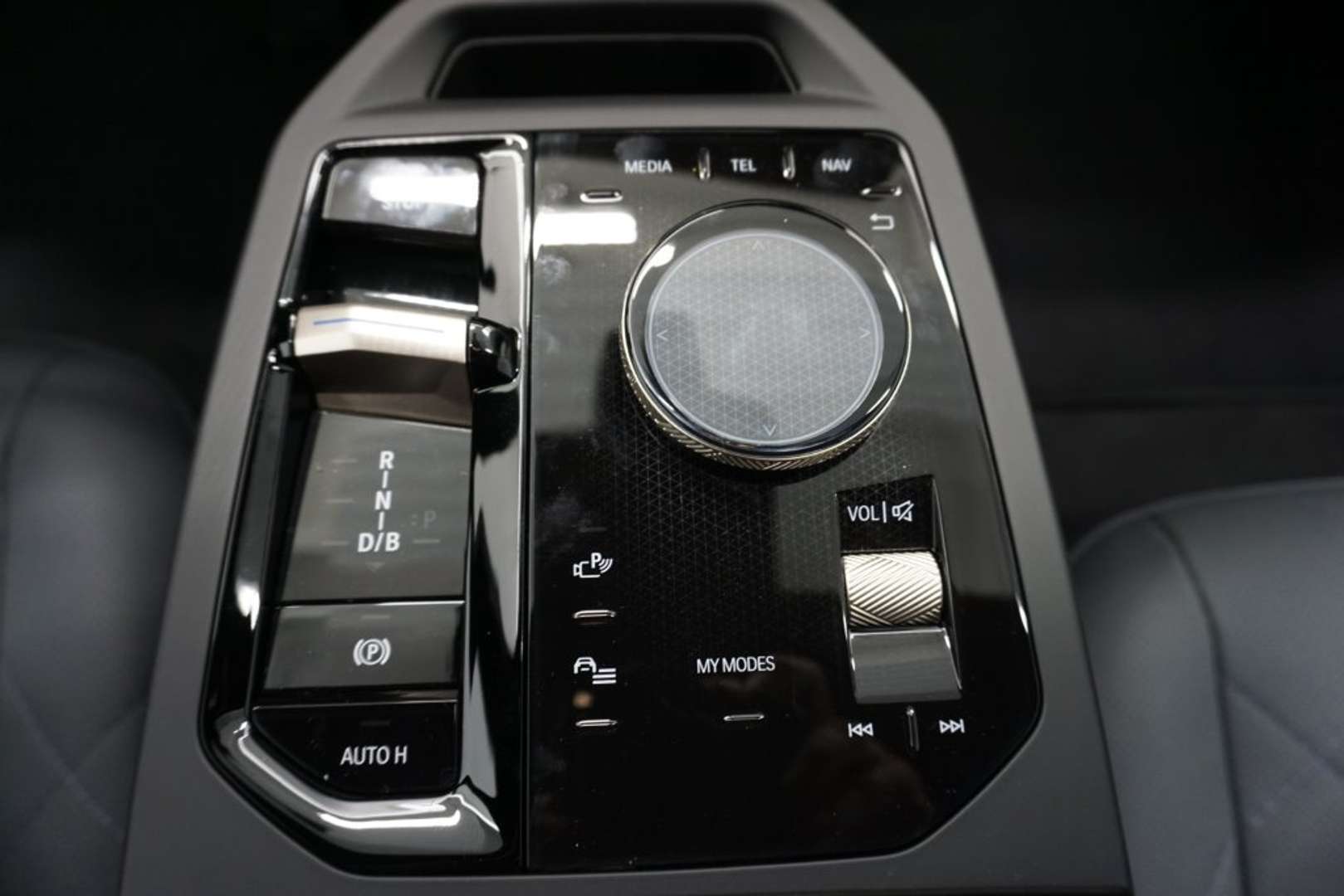 BMW IX XDrive40 - 2023 - Joinsteer - #10