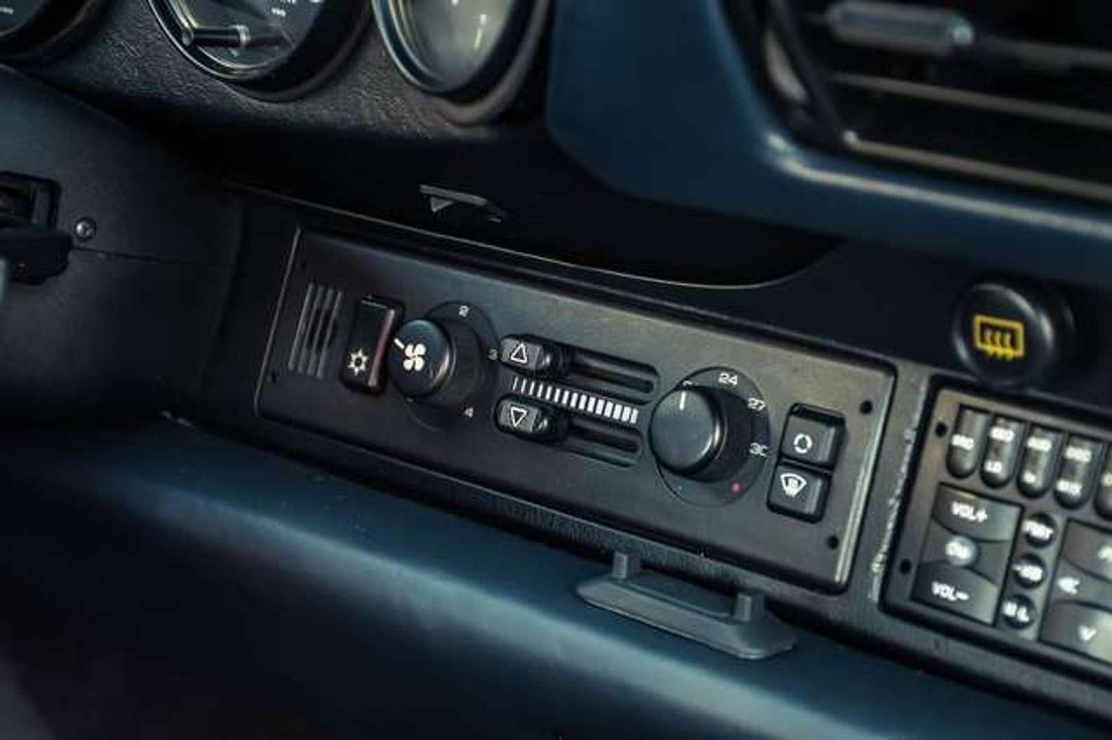 Porsche 964 CARRERA 4 - 1993 - Joinsteer - #29