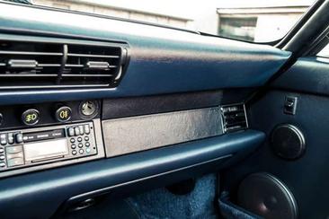 Porsche 964 CARRERA 4 — photo 30