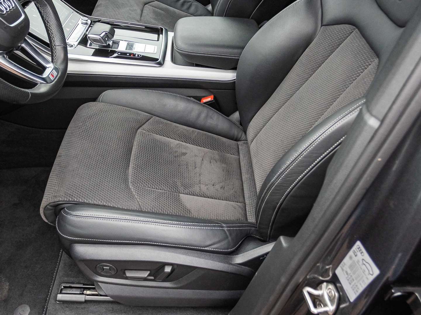 Audi Q7 S Line 55 TFSI E - 2021 - Joinsteer - #10