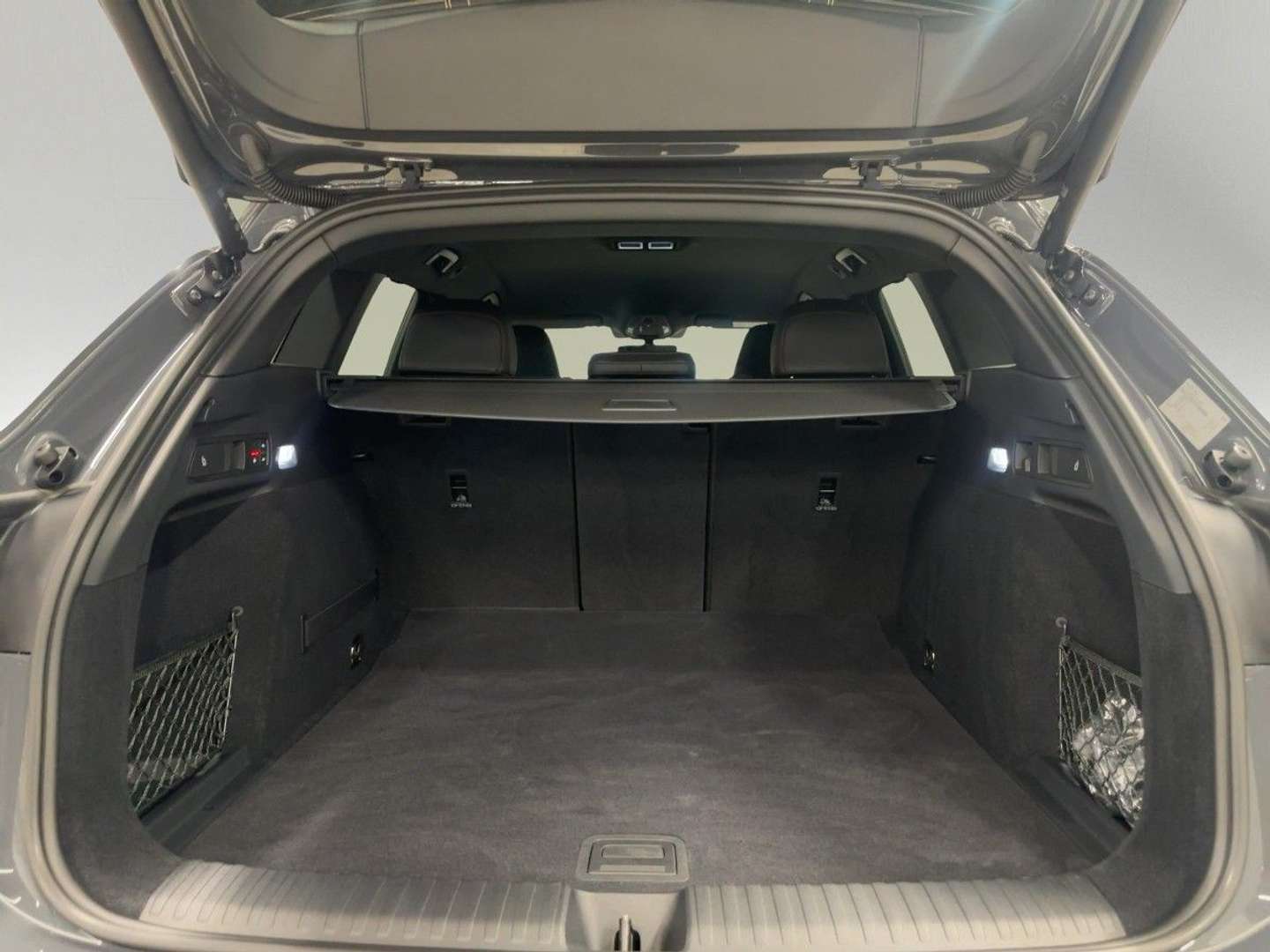 Audi SQ6 E-tron S Line Edition One Grey - 2025 - Joinsteer - #6