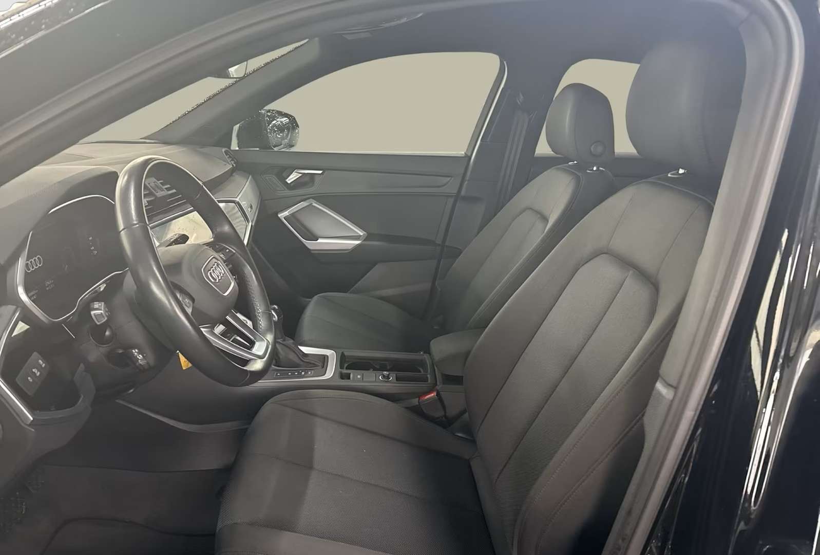 Audi Q3 Sportback Identity Black 45 TFSI E - 2022 - Joinsteer - #5