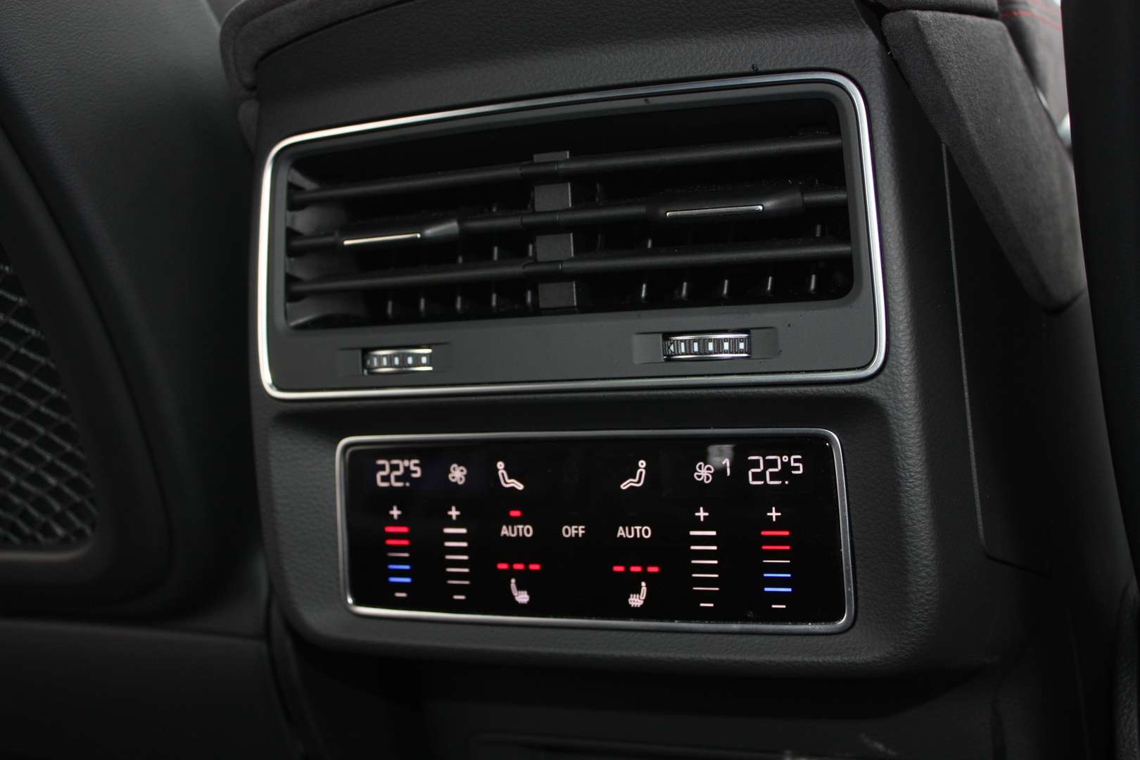 Audi RSQ8 Performance - 2025 - Joinsteer - #25