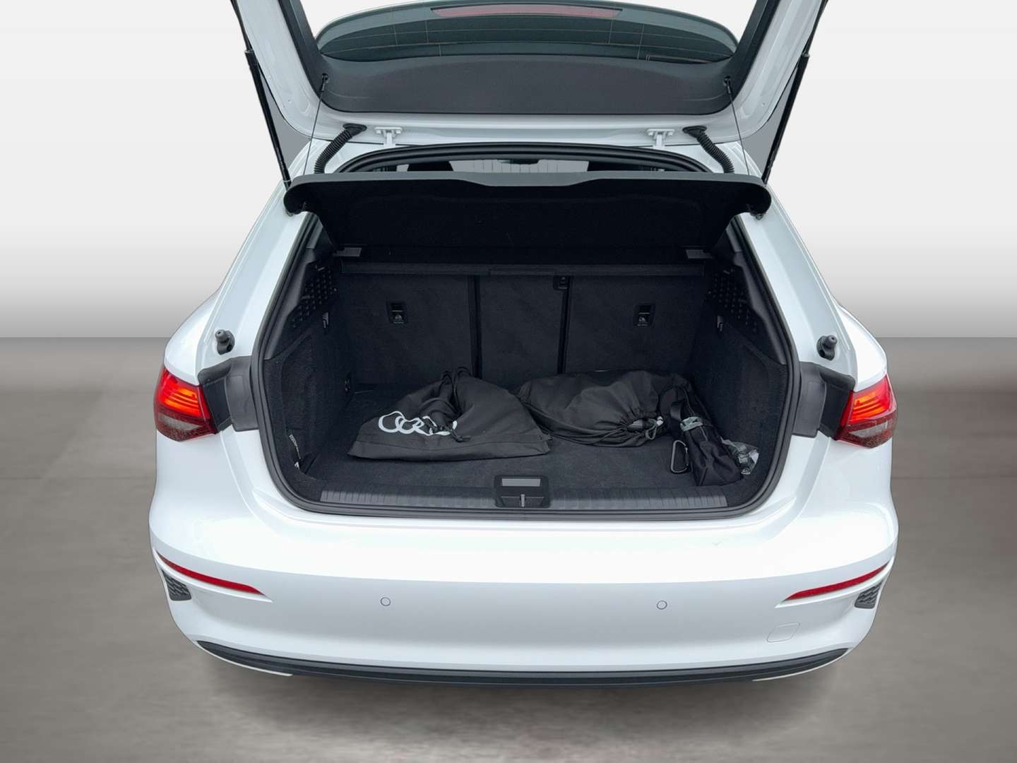 Audi A3 Sportback Basis 40 TFSI E - 2022 - Joinsteer - #14