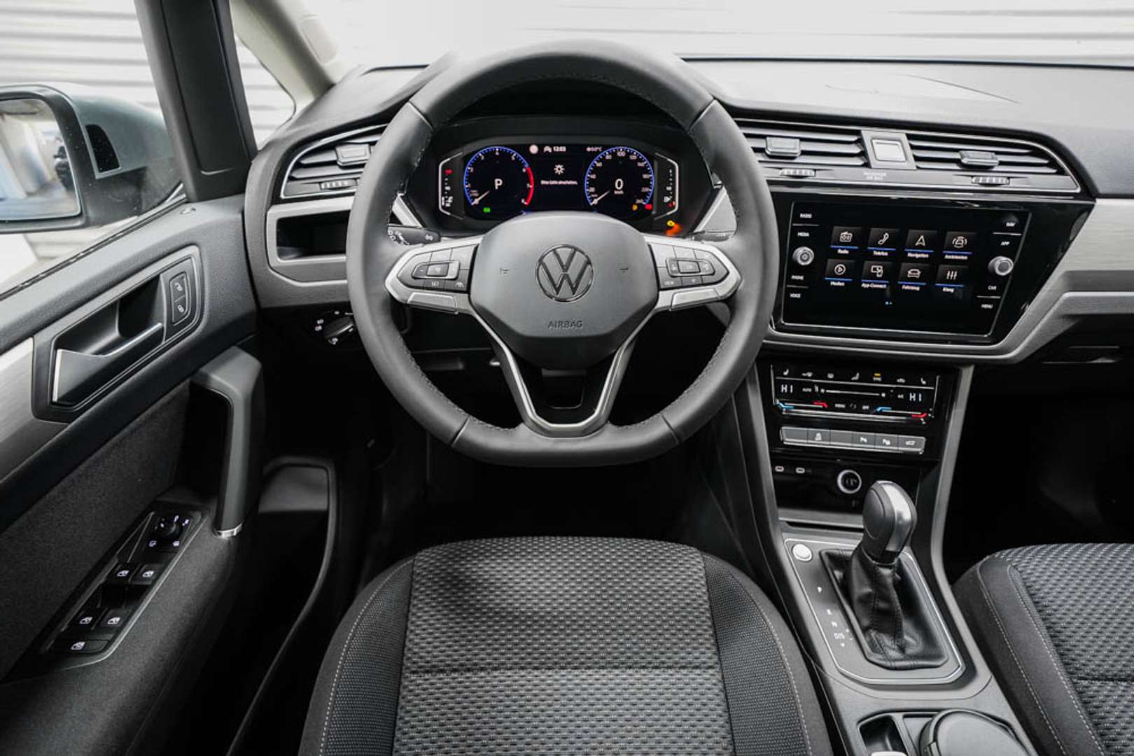 Volkswagen Touran TSI Limited - 2025 - Joinsteer - #6