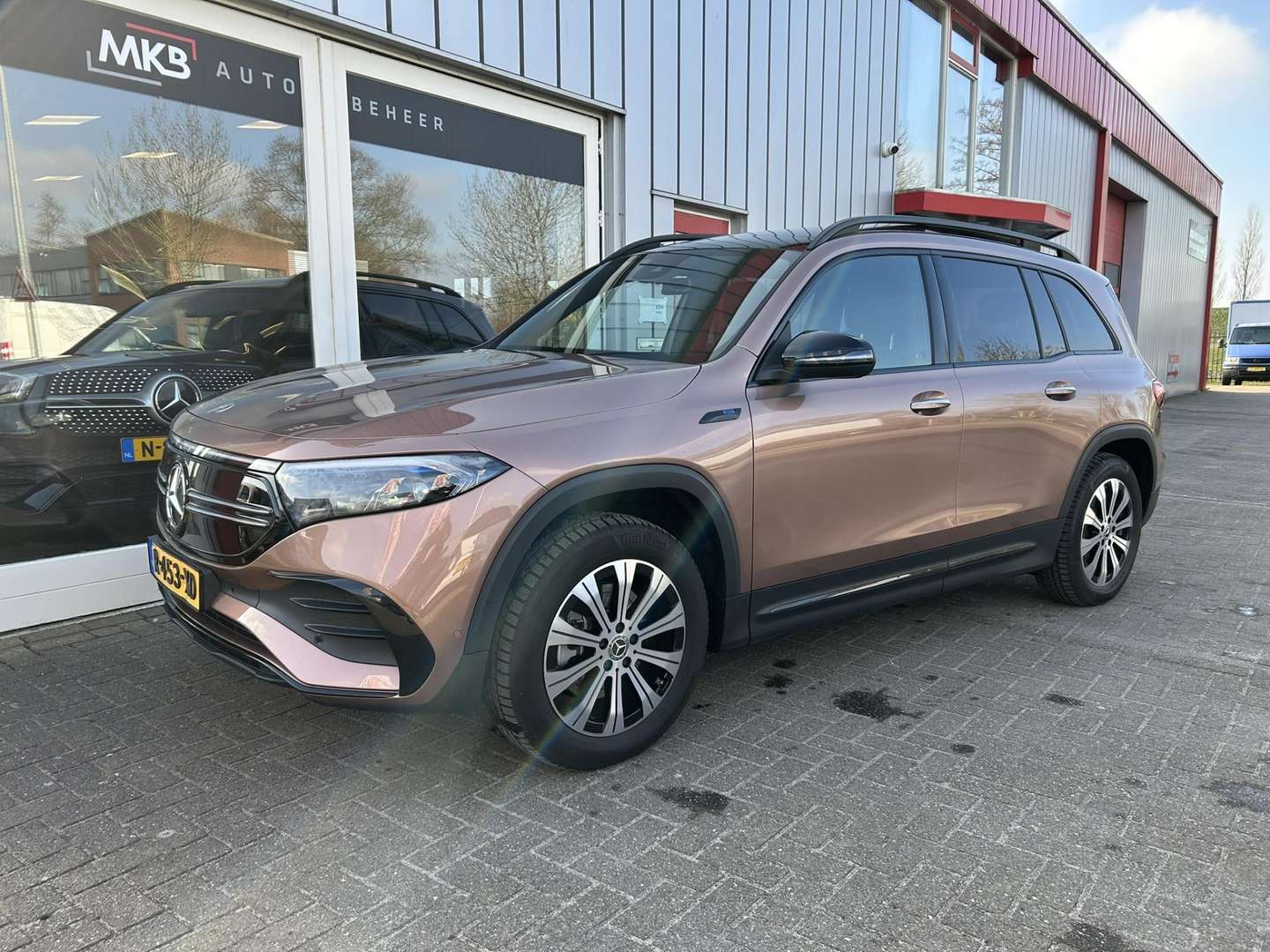 Mercedes EQB AMG Line 250 - 2022 - Joinsteer