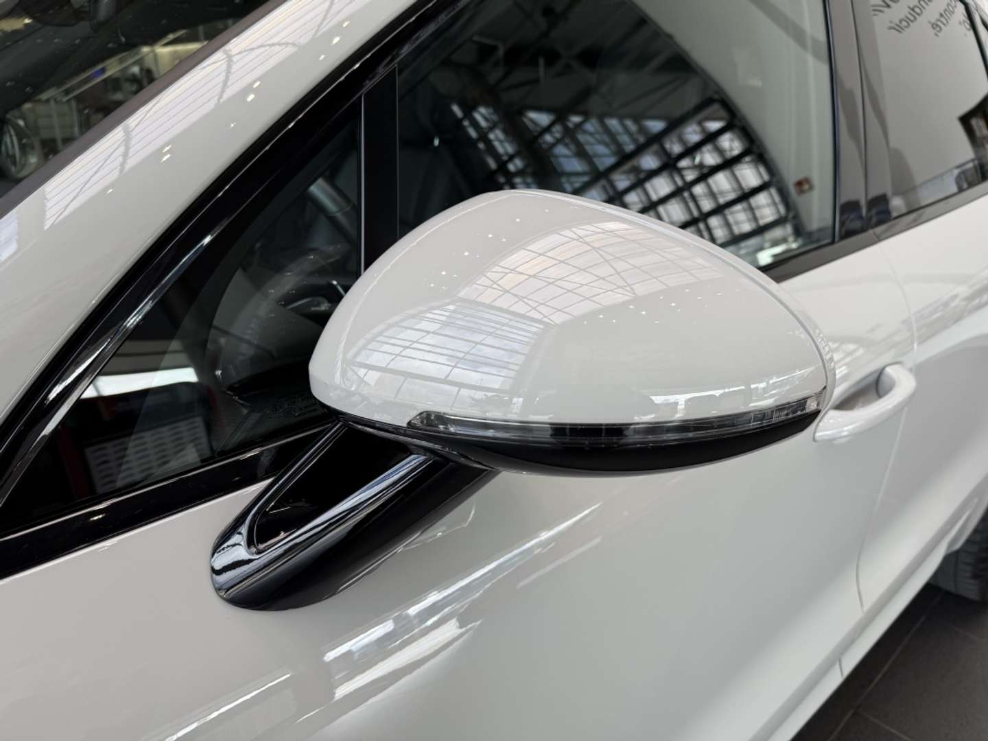 Porsche Macan I S - 2022 - Joinsteer - #16