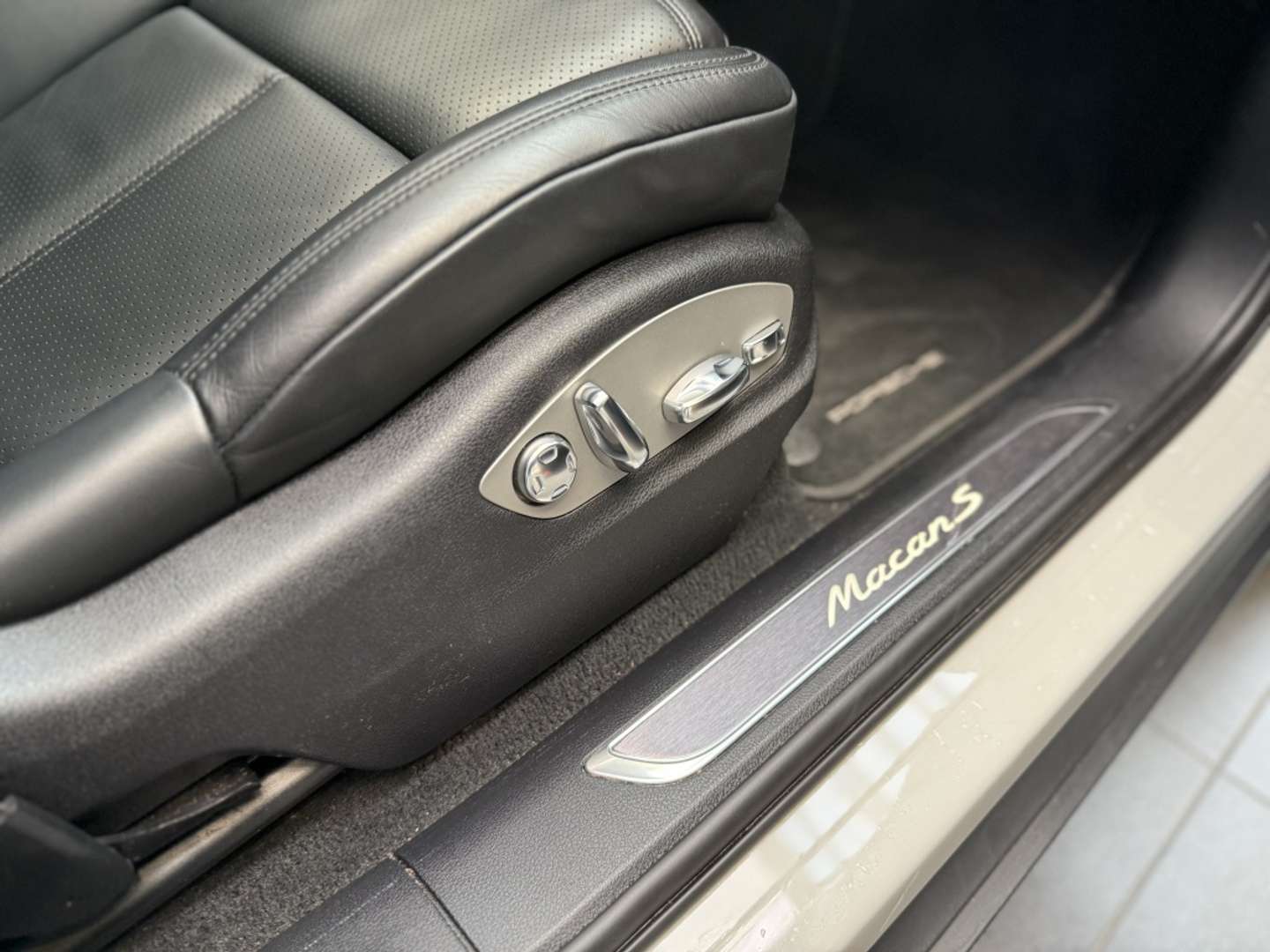 Porsche Macan I S - 2022 - Joinsteer - #31