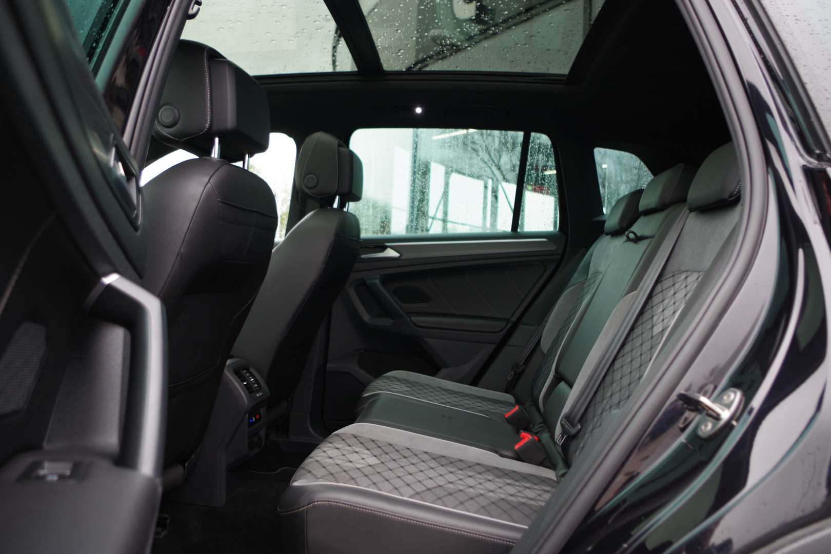 Volkswagen TIGUAN EHybrid R-Line - 2021 - Joinsteer - #37