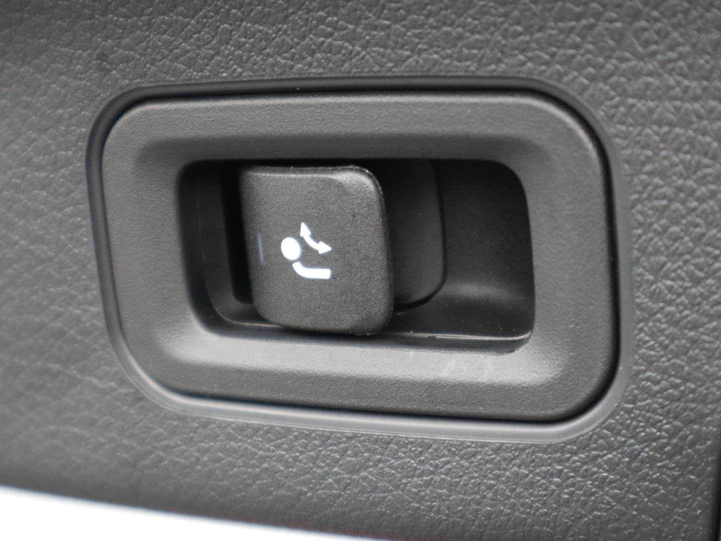 Mercedes EQA 250 BUSINESS - 2026 - Joinsteer - #9