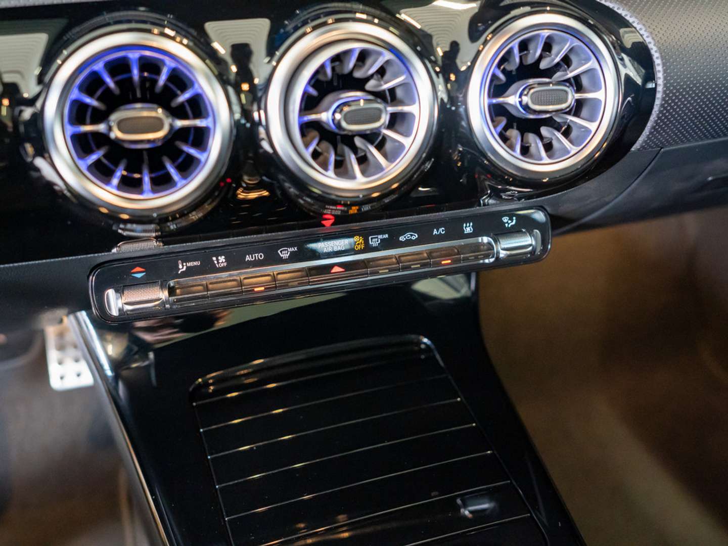 Mercedes Classe A 250 E 250 AMG Line - 2025 - Joinsteer - #12