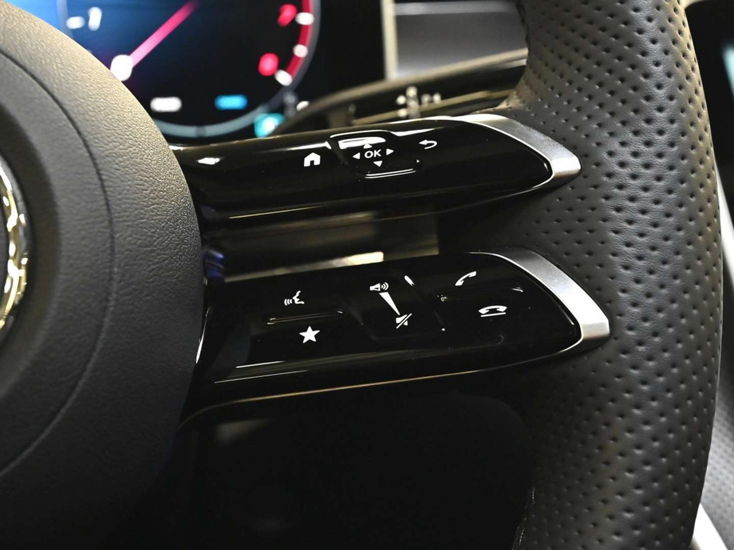 Mercedes CLE Coupé 200 AMG Line - 2025 - Joinsteer - #17