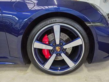 Porsche 991 Carrera S — photo 19