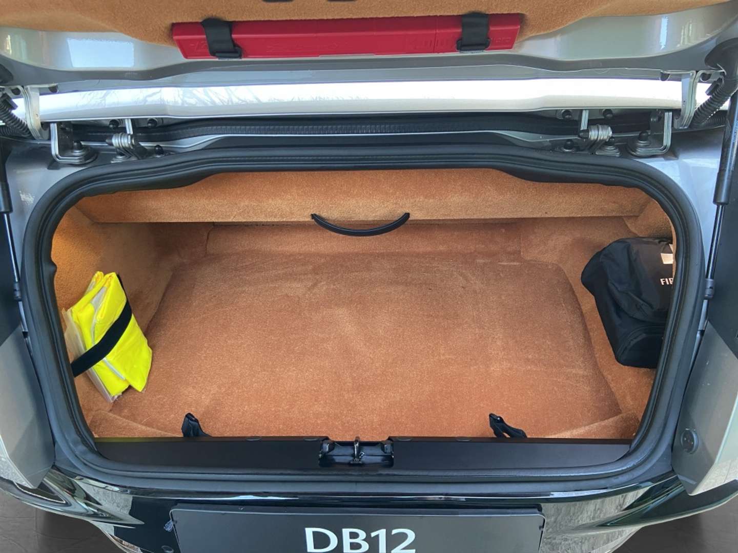 Aston Martin DB12 Descapotable Non Identifiée - 2024 - Joinsteer - #7