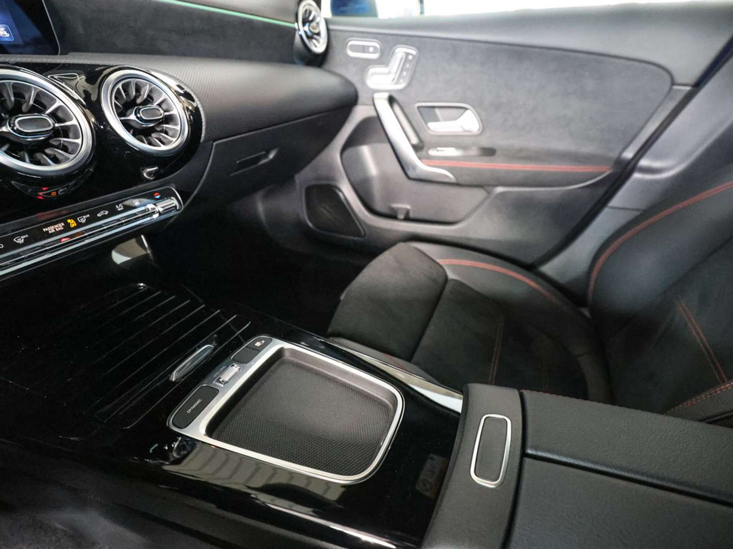 Mercedes Classe A250 E 250 AMG Line - 2024 - Joinsteer - #15