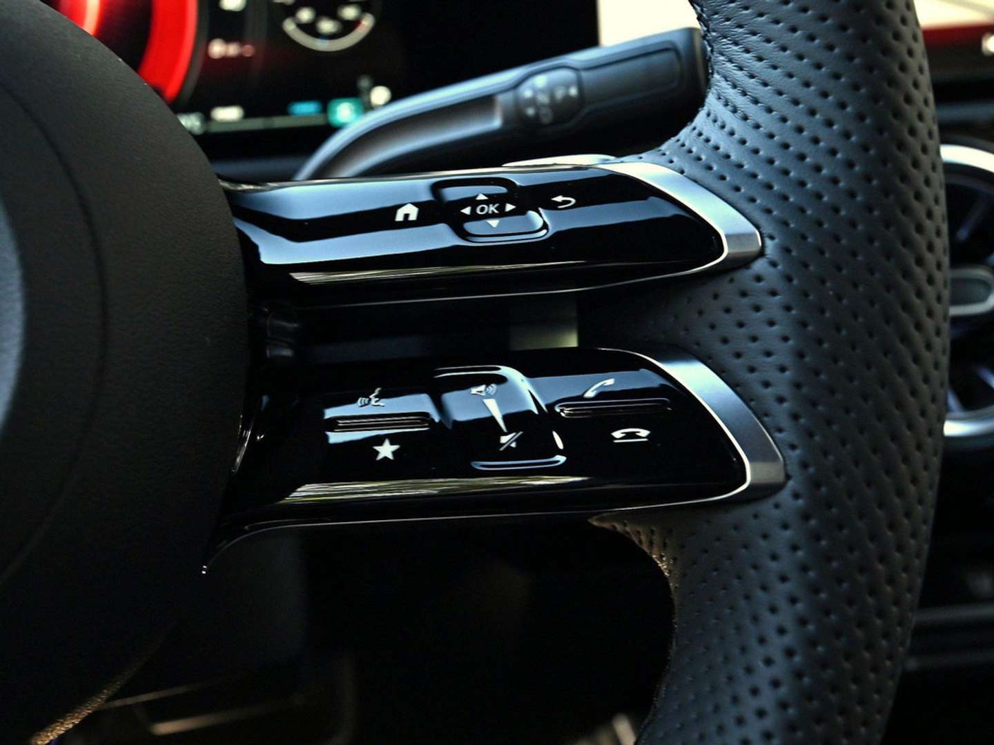 Mercedes CLA Shooting Break 200 Night Edition - 2025 - Joinsteer - #16