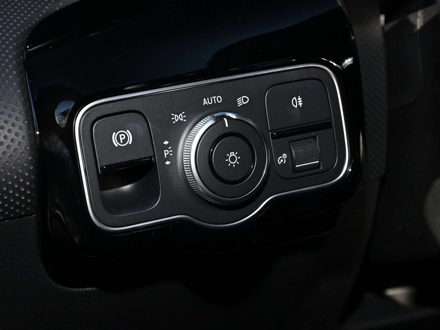 Mercedes CLA Shooting Break 200 Night Edition - 2025 - Joinsteer - #20