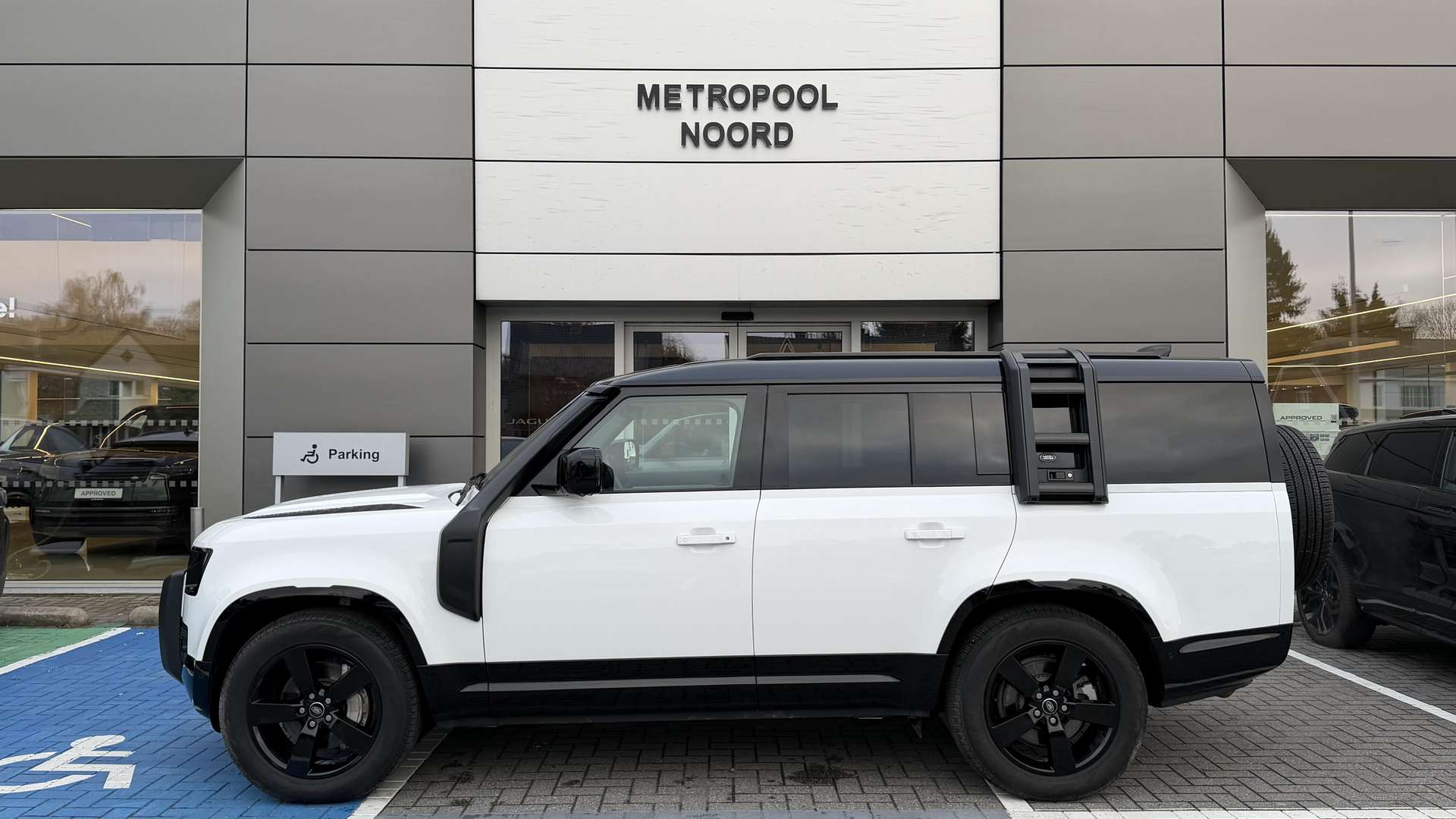 Land Rover Defender 130 First Edition P400 - 2022 - Joinsteer - #3