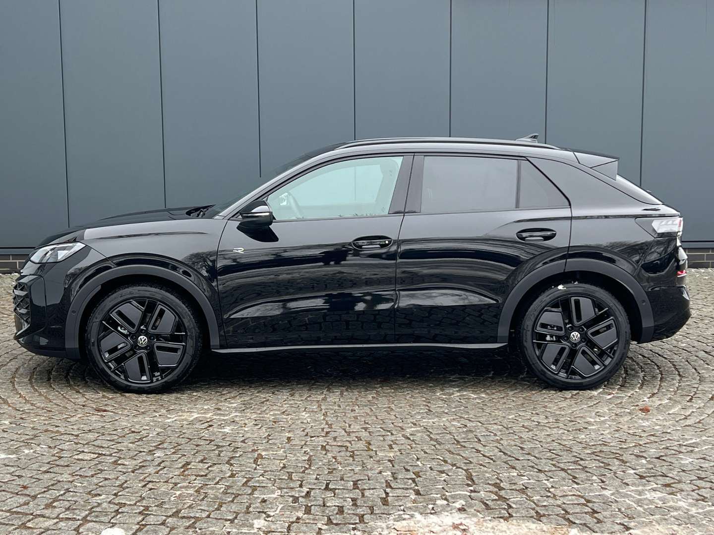 Volkswagen T-Roc R-Line - 2026 - Joinsteer - #2