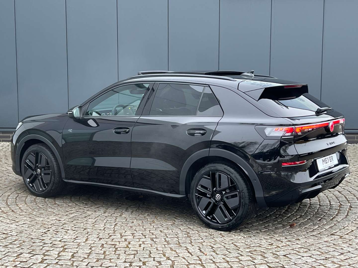 Volkswagen T-Roc R-Line - 2026 - Joinsteer - #3