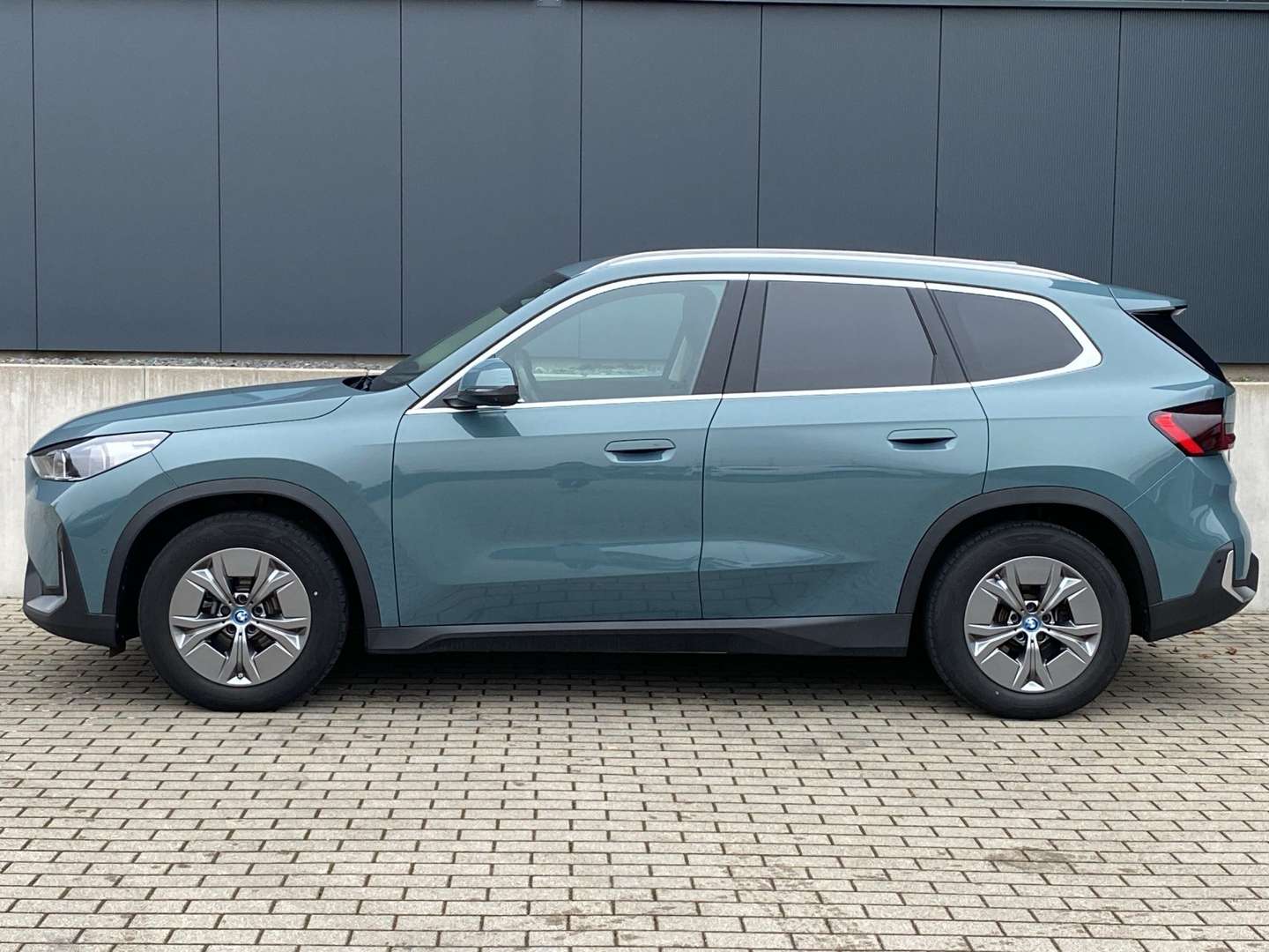 BMW IX1 XDrive30 - 2023 - Joinsteer - #10