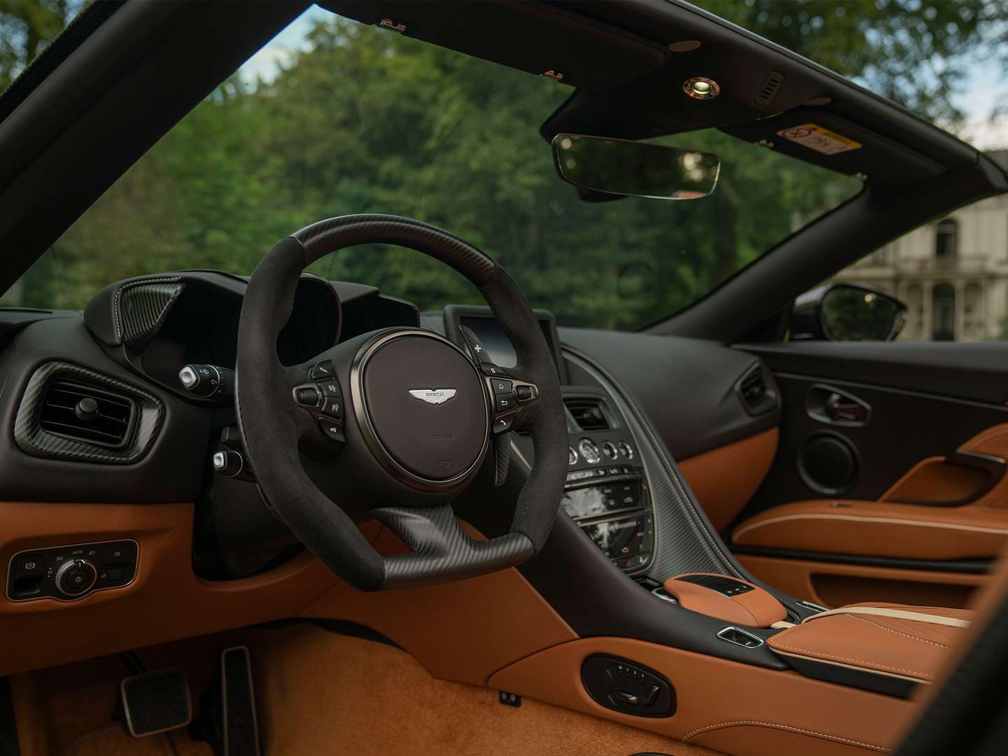 Aston Martin DBS Volante 770 Ultimate Carbon Pack - 2024 - Joinsteer - #8