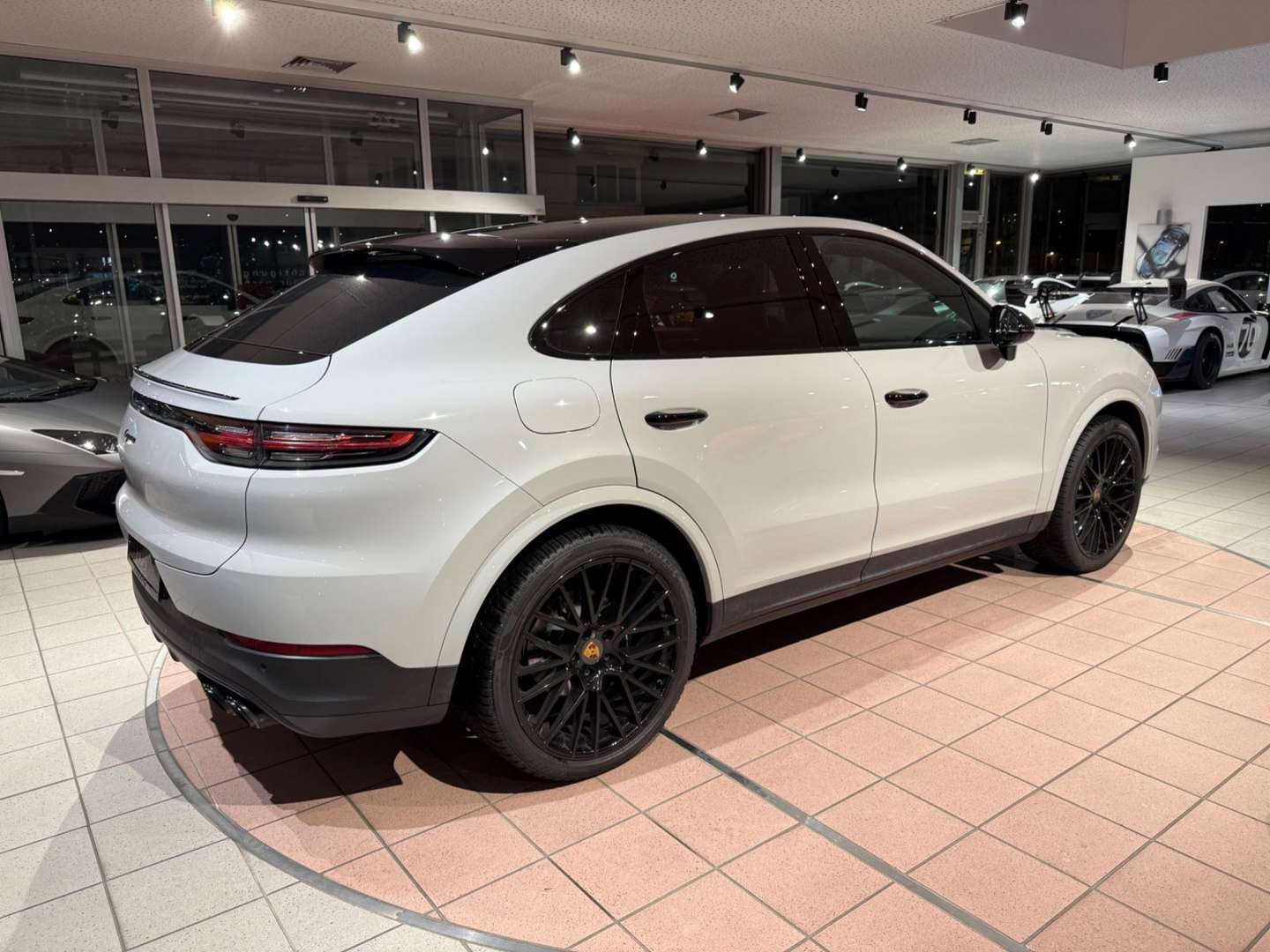 Porsche Cayenne Coupé Platinum Edition - 2022 - Joinsteer - #9