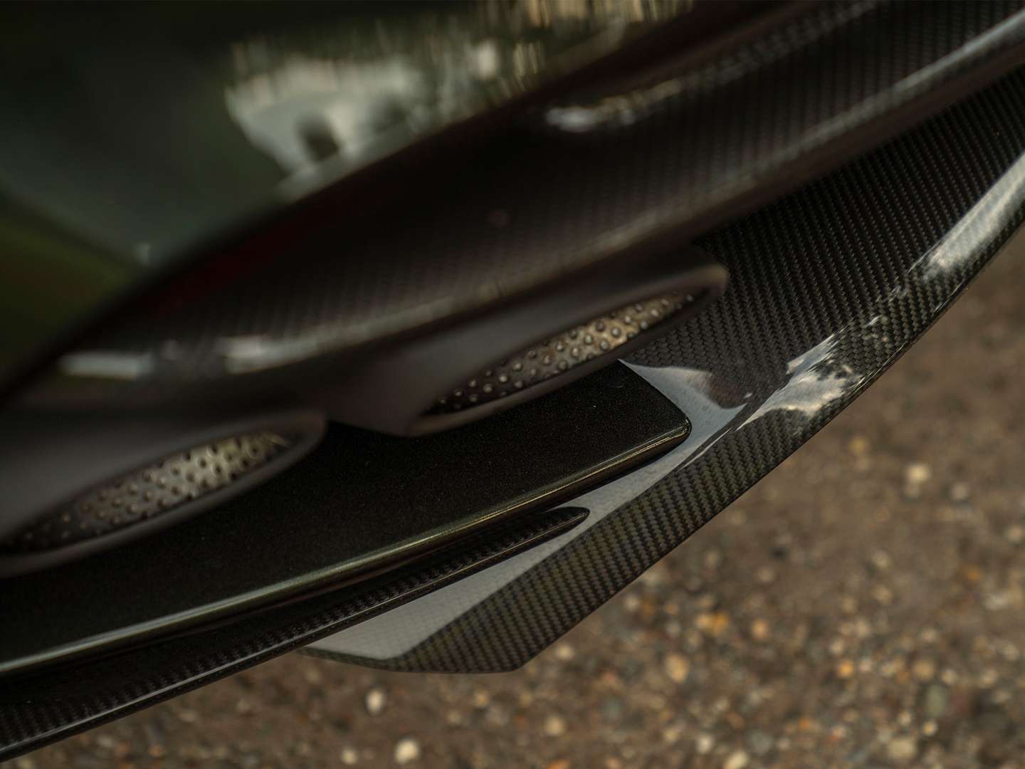 Aston Martin DBS Volante 770 Ultimate Carbon Pack - 2024 - Joinsteer - #33