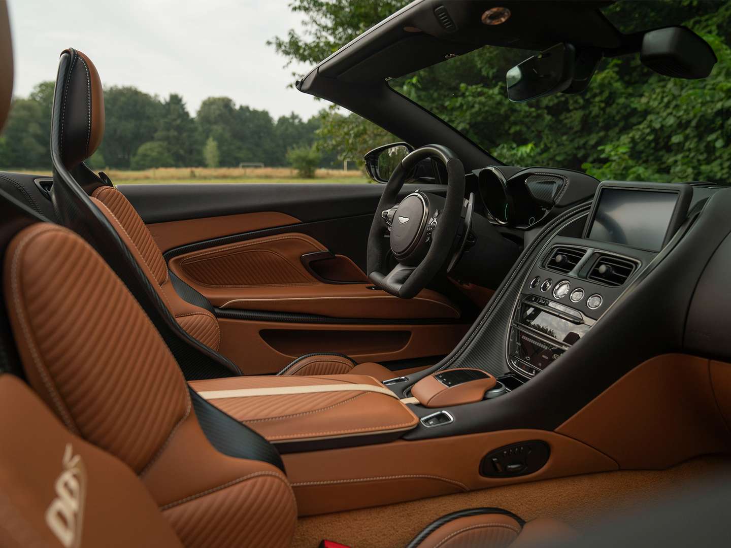 Aston Martin DBS Volante 770 Ultimate Carbon Pack - 2024 - Joinsteer - #41