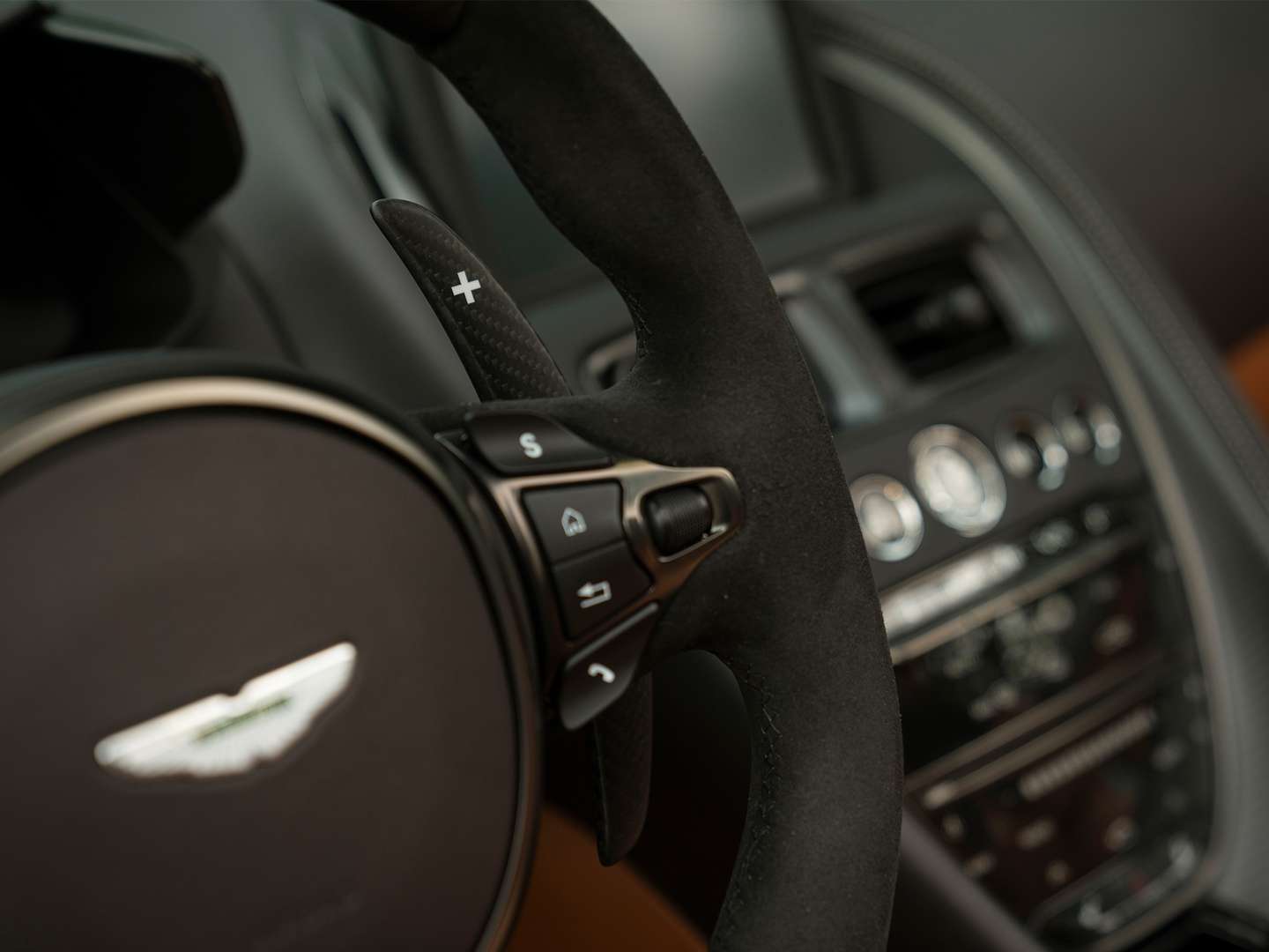 Aston Martin DBS Volante 770 Ultimate Carbon Pack - 2024 - Joinsteer - #43