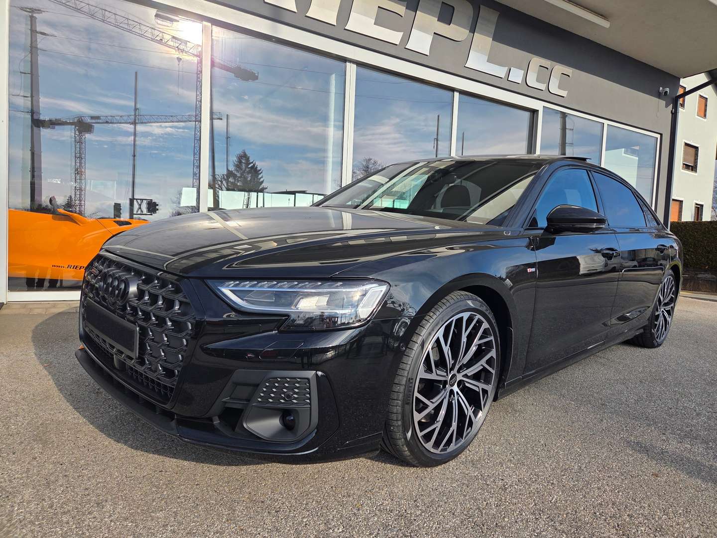 Audi A8 Lang 60 TFSI E - 2025 - Joinsteer - #3