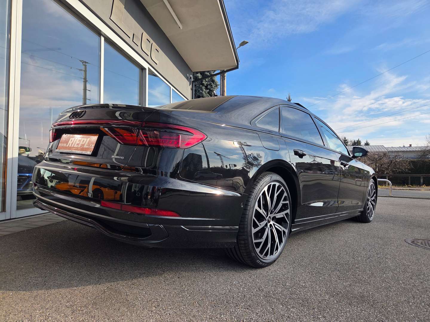 Audi A8 Lang 60 TFSI E - 2025 - Joinsteer - #4