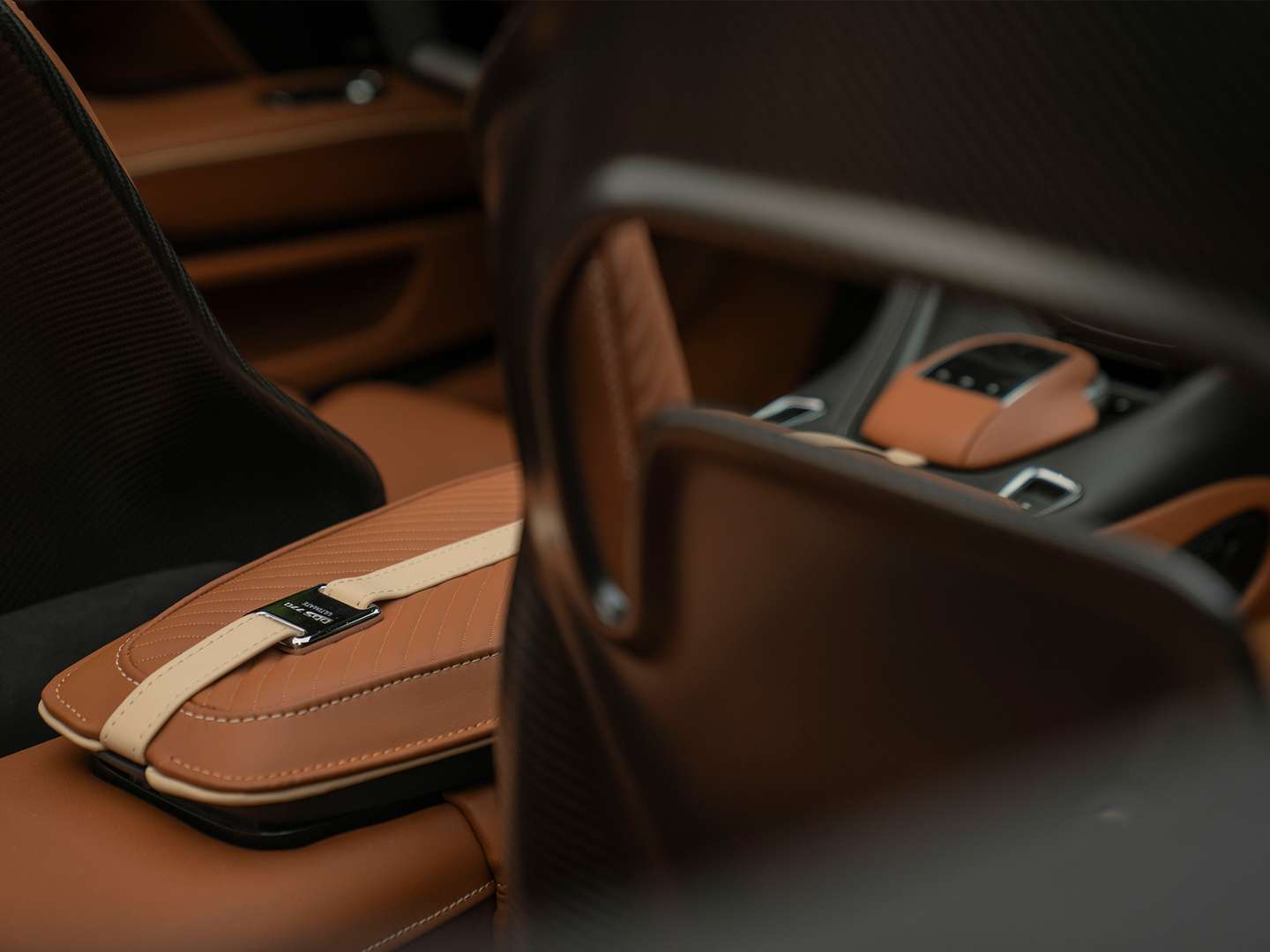 Aston Martin DBS Volante 770 Ultimate Carbon Pack - 2024 - Joinsteer - #48