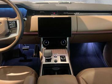 Land Rover Range Rover D350 — photo 8