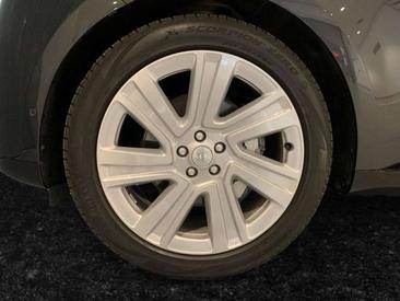 Land Rover Range Rover D350 — photo 12
