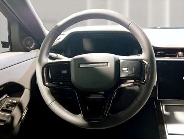 Land Rover Range Rover Evoque 1.5 I3 PHEV SE AWD Auto — photo 11