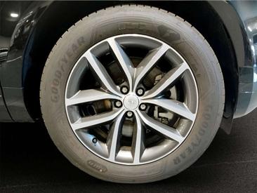 Land Rover Range Rover Evoque 1.5 I3 PHEV SE AWD Auto — photo 13