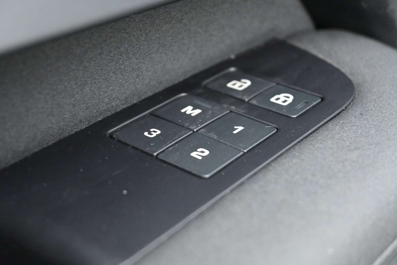 Land Rover Discovery 3.0 P360 Dynamic HSE 7p - 2022 - Joinsteer - #19